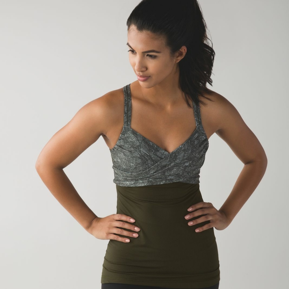 Lululemon Wrap It Up Tank Size 2